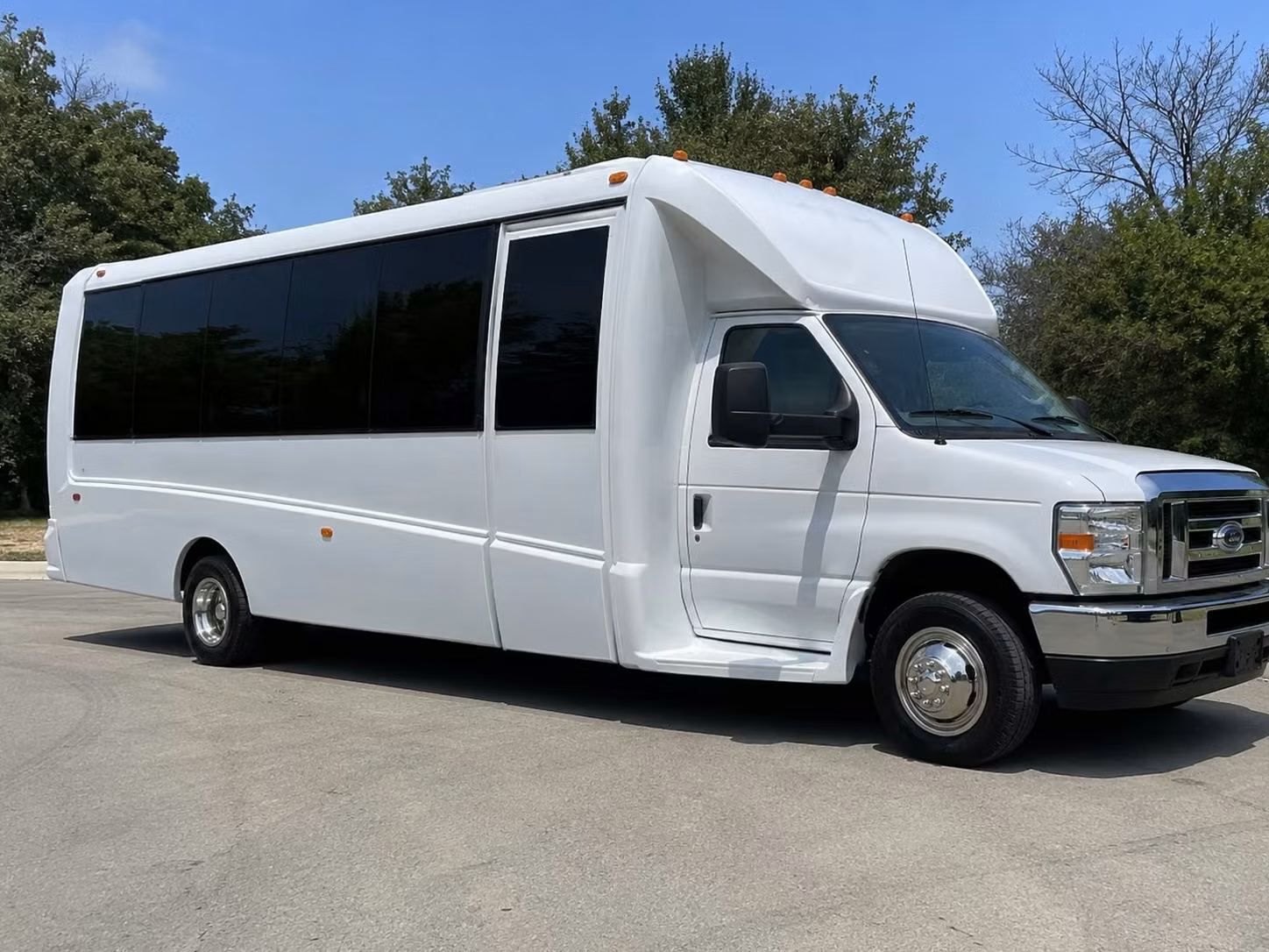 a fort lauderdale bachelorette party bus rental that keeps the energy high
