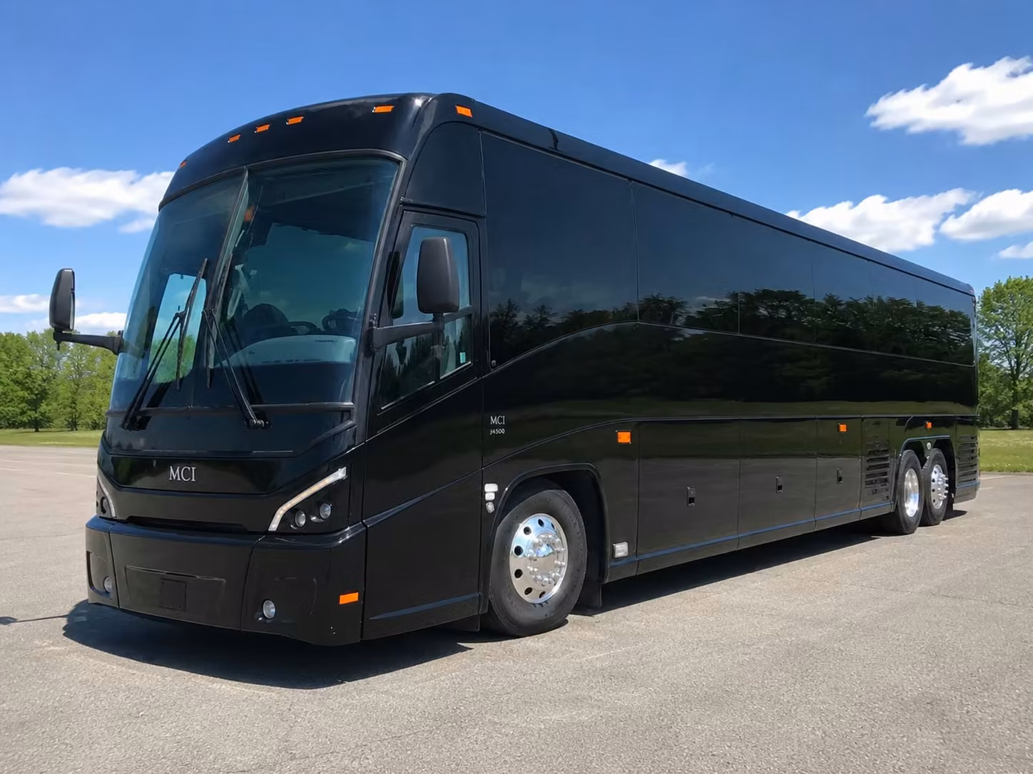 for easy corporate event shuttles in fort lauderdale charterbusrentalfortlauderdalefl com delivers
