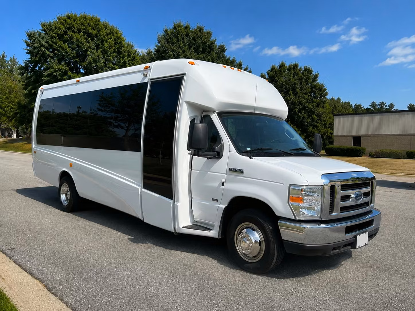 fort lauderdale 18 passenger minibus rental