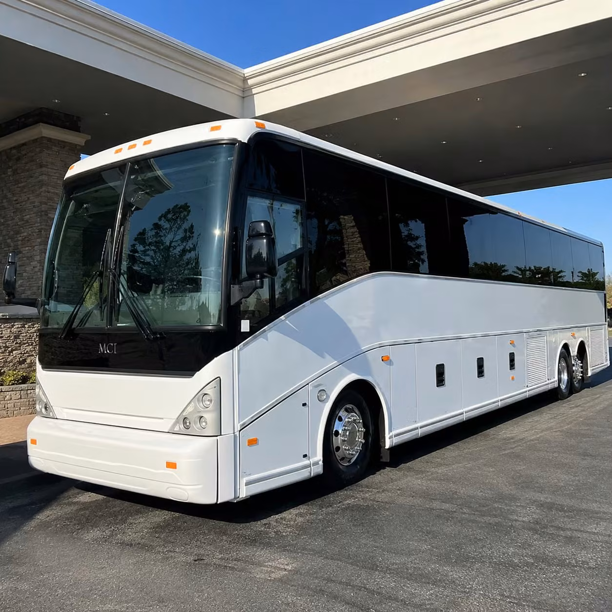 wedding guest shuttles to and from fll in fort lauderdale